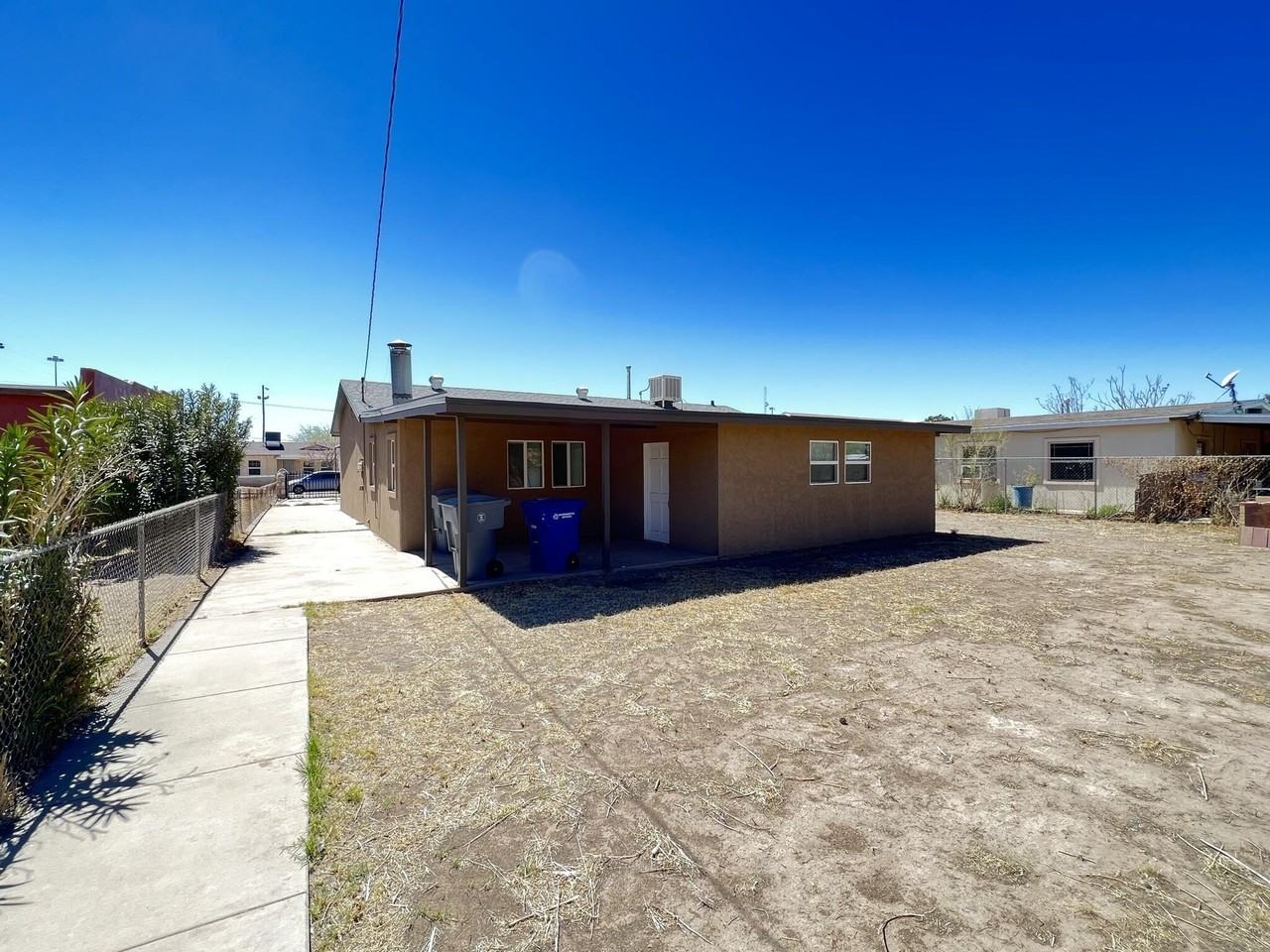 408 Ramona Ave - Photo 5 of 28