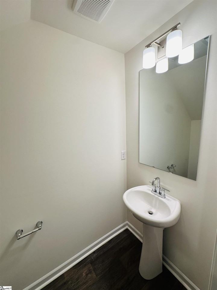 6079 Willutuck Dr - Photo 7 of 17