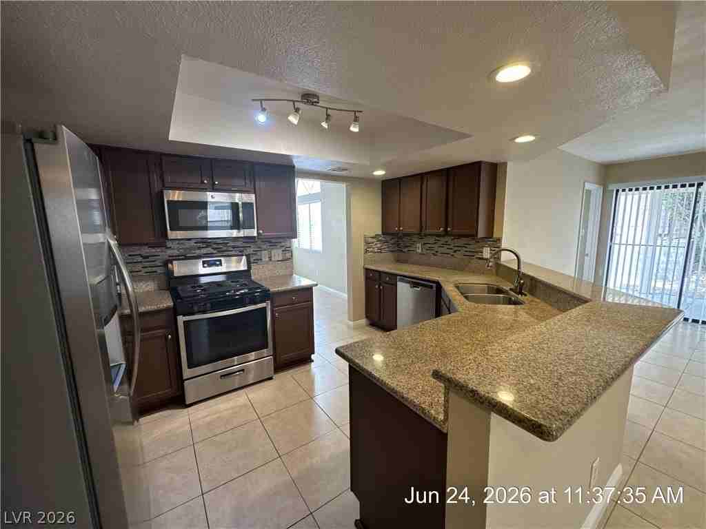 127 Wynntry Dr - Photo 7 of 41