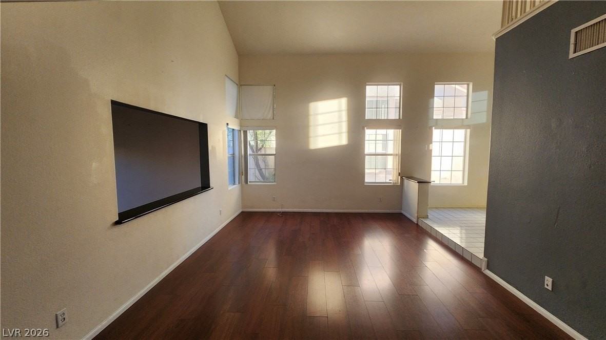 332 Cavalla St - Photo 3 of 18
