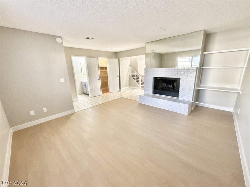 2654 Aracatuba Ave - Photo 2 of 21