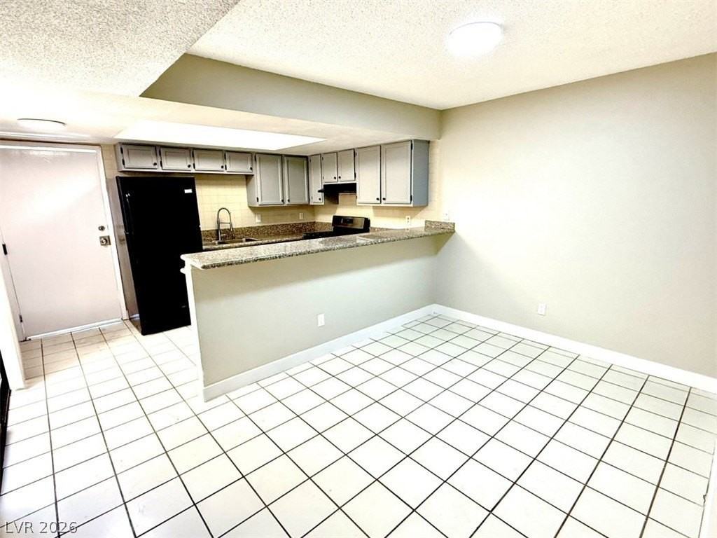 2654 Aracatuba Ave - Photo 5 of 21