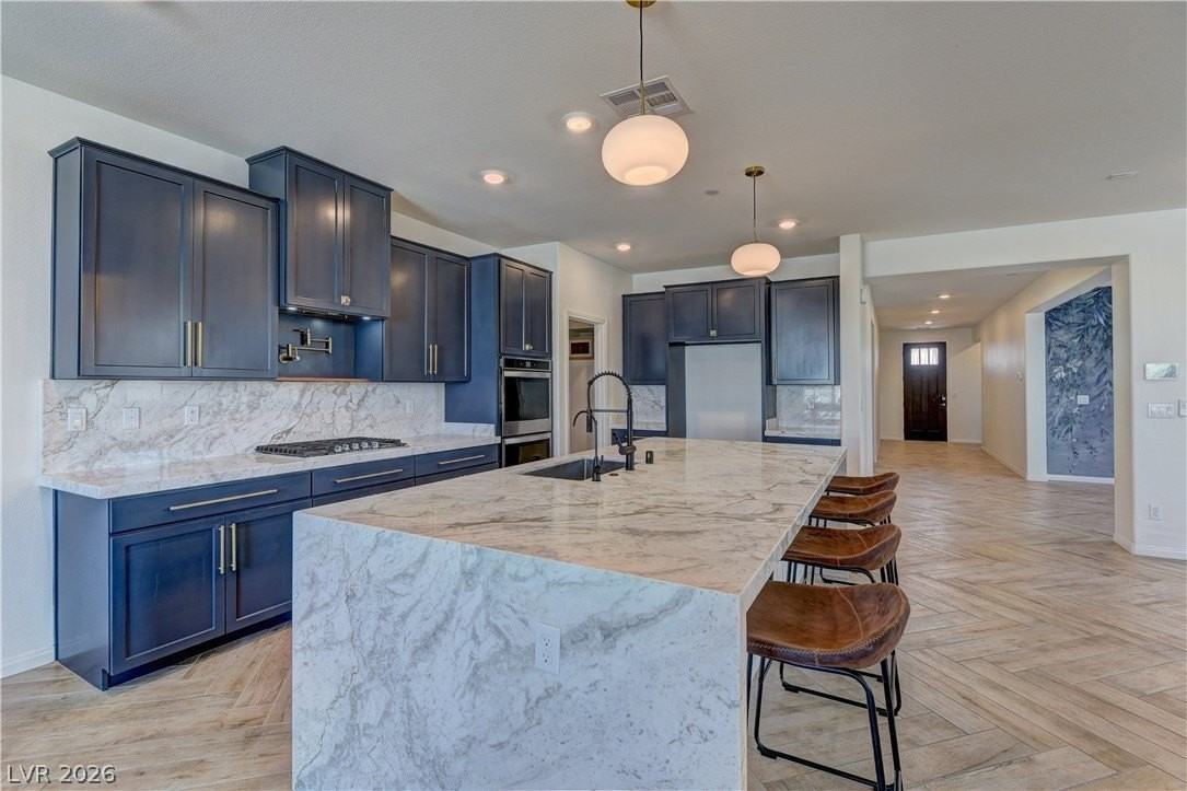 6390 Montrose Park Ct - Photo 5 of 36