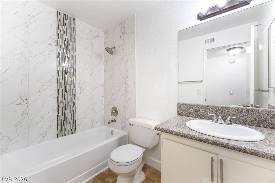 5251 Mission Carmel Ln #208 - Photo 3 of 41