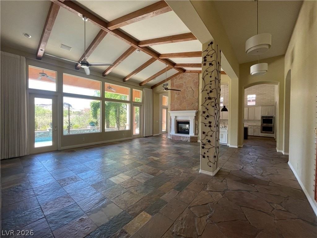 53 Avenida Sorrento - Photo 6 of 50