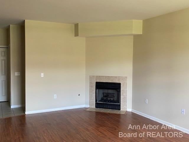 3254 Primrose Ln - Photo 2 of 15