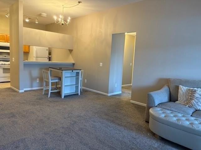 2692 S Knightsbridge Cir - Photo 4 of 22