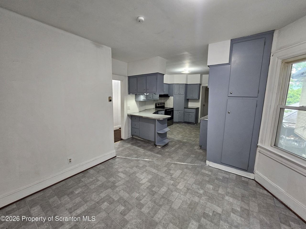 805 Monroe Ave #3 - Photo 5 of 18