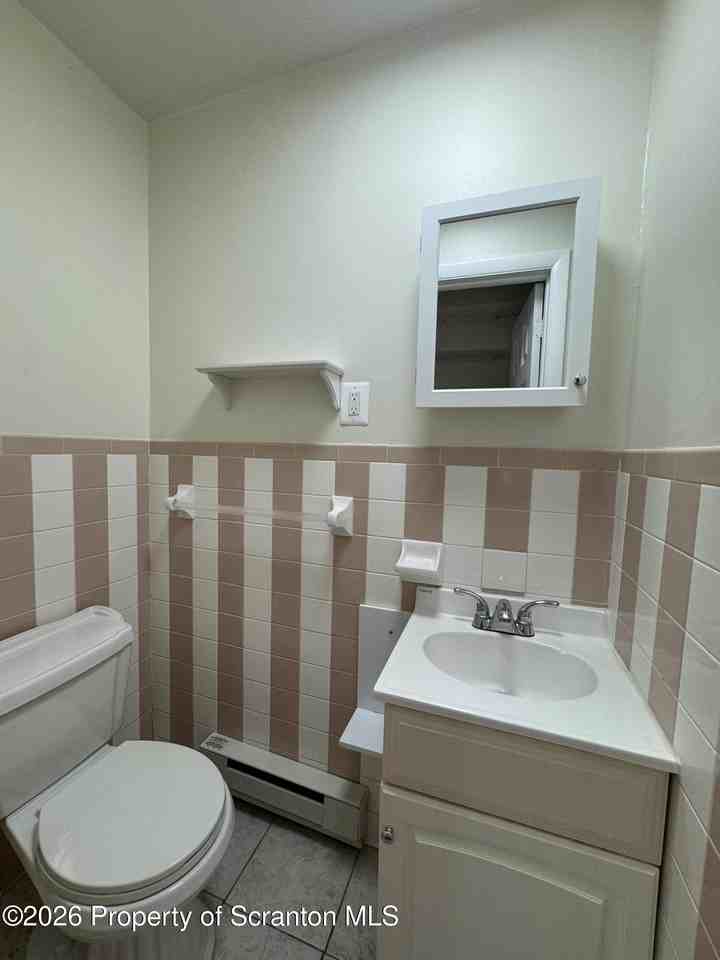 Elmhurst Blvd - Photo 6 of 27