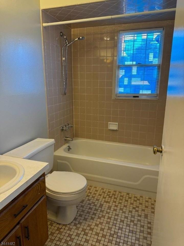 37 E Main St #23 - Photo 2 of 5