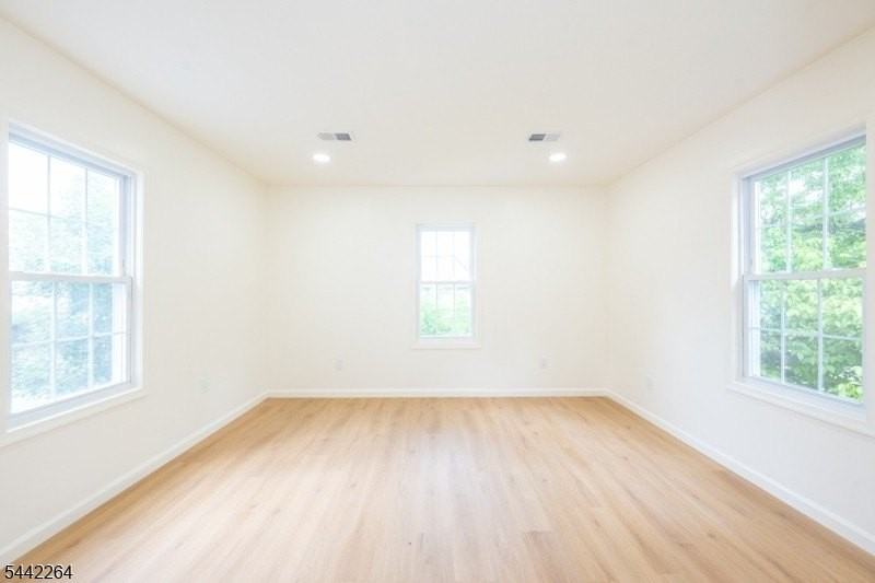 231 Waverly Pl #2 - Photo 5 of 26