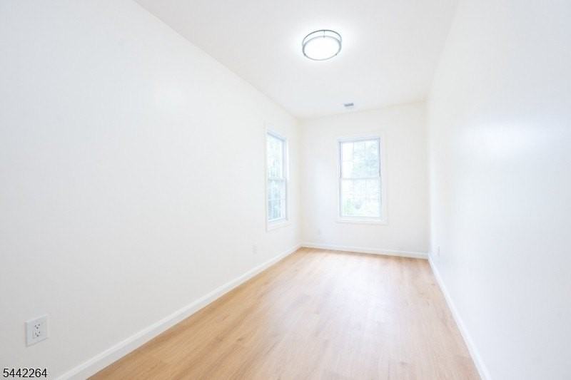 231 Waverly Pl #2 - Photo 7 of 26