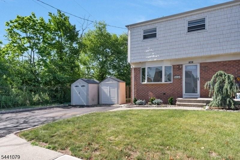 640 Desota Dr #A - Photo 3 of 25