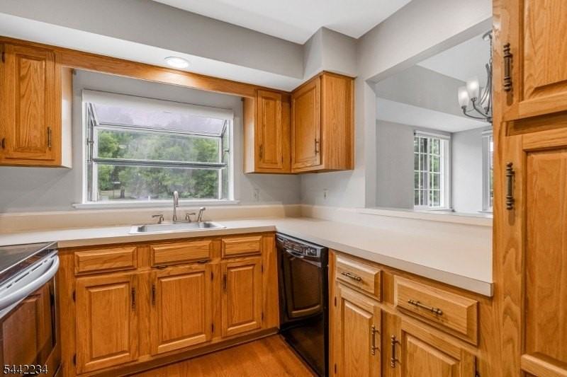 1 Danbury Ct - Photo 2 of 18