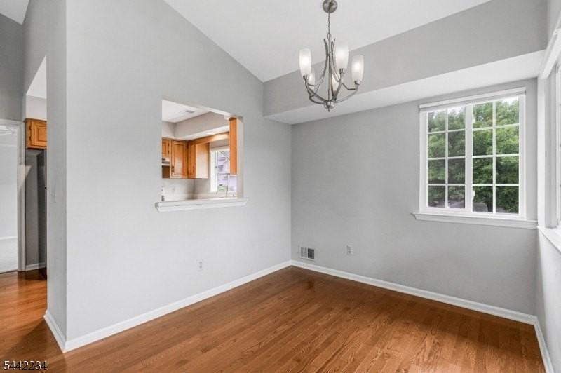 1 Danbury Ct - Photo 4 of 18