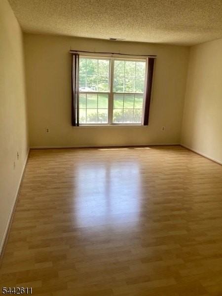 609 Magnolia Ln - Photo 3 of 16