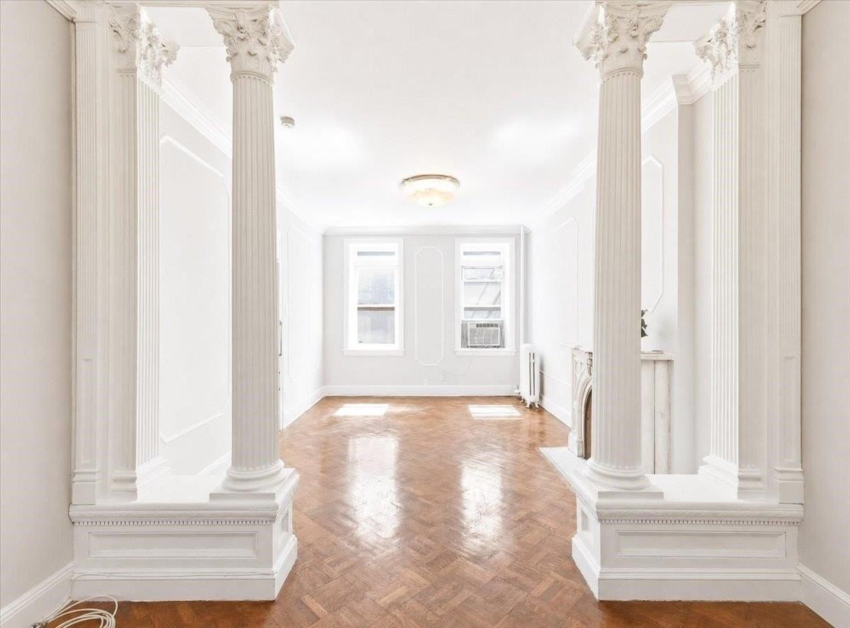 1034 Park Ave #2 - Photo 6 of 14