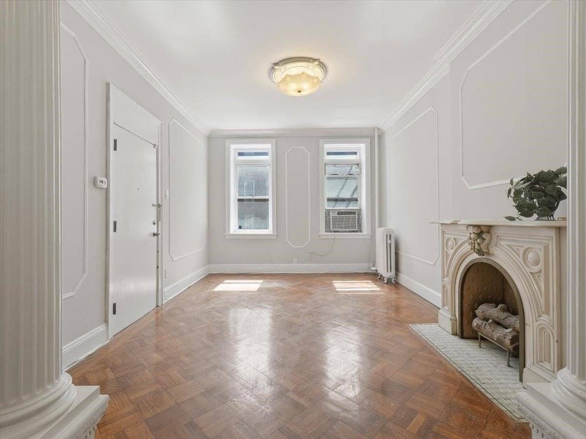 1034 Park Ave #2 - Photo 7 of 14