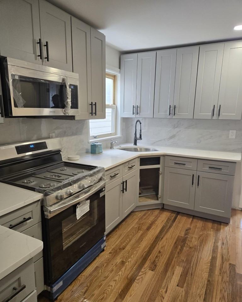 19 Oak St #2 - Photo 3 of 12