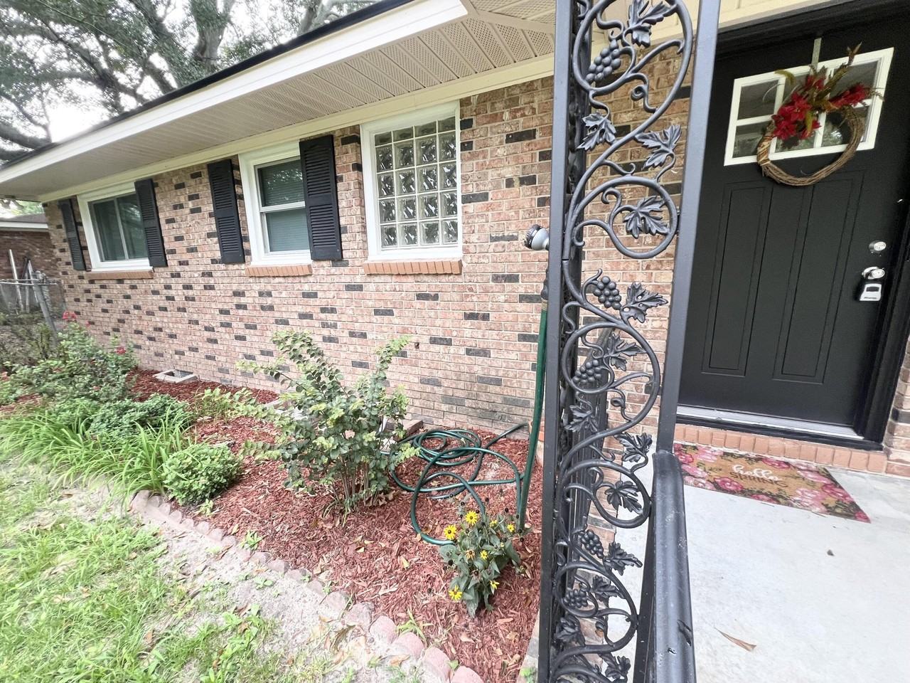 226 Stephens Rd - Photo 3 of 26