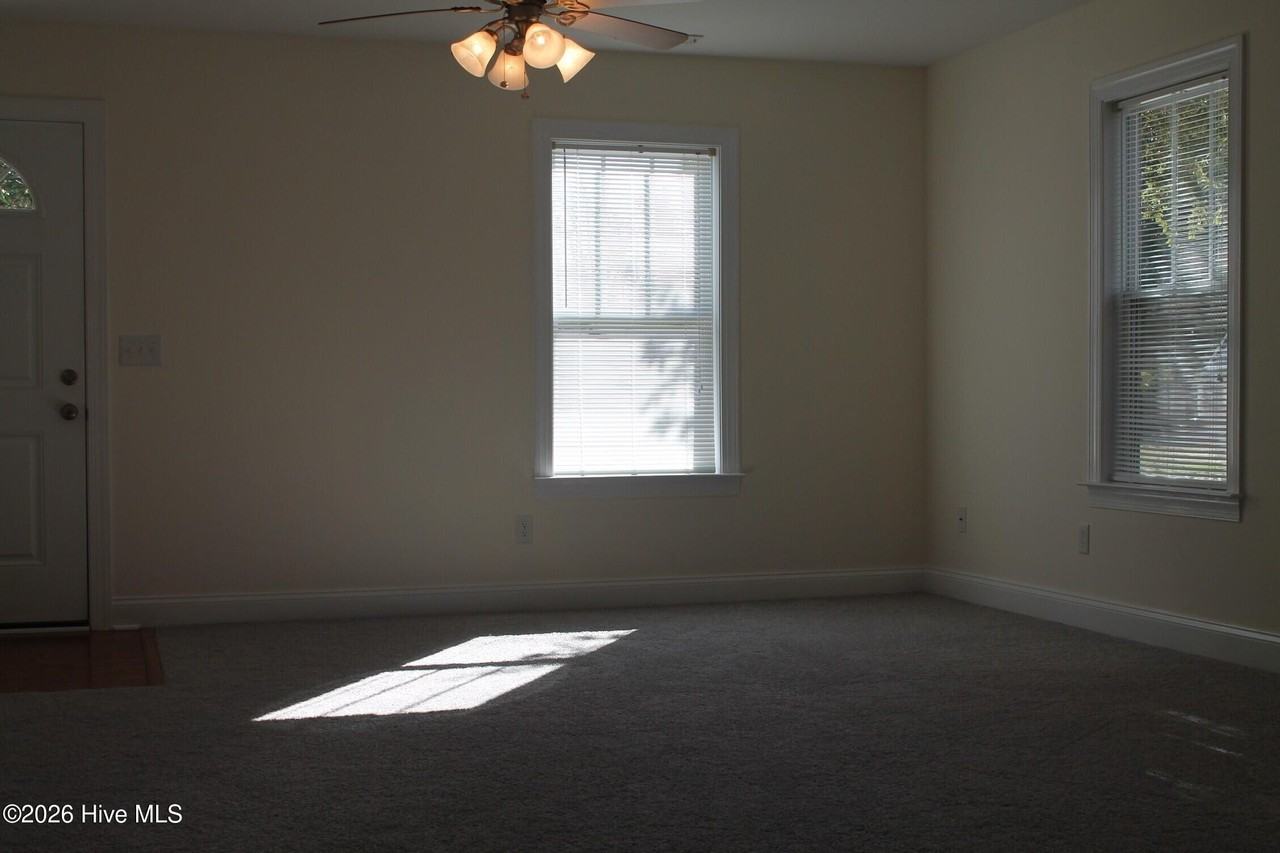 300 Williams Store Rd #B - Photo 5 of 9