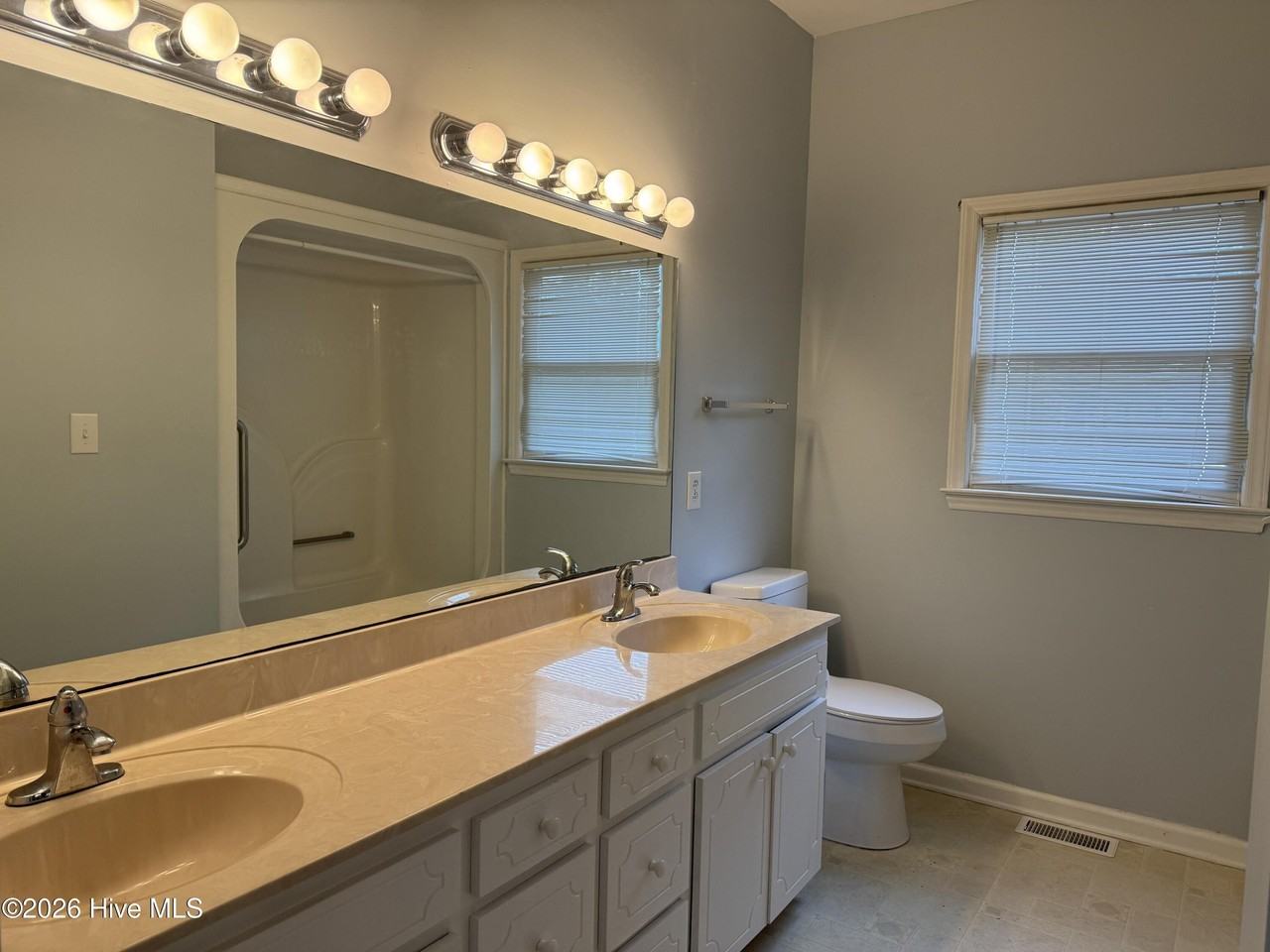 2105 Rail Ct - Photo 6 of 32