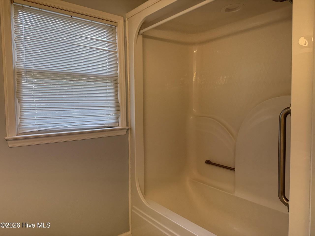 2105 Rail Ct - Photo 7 of 32