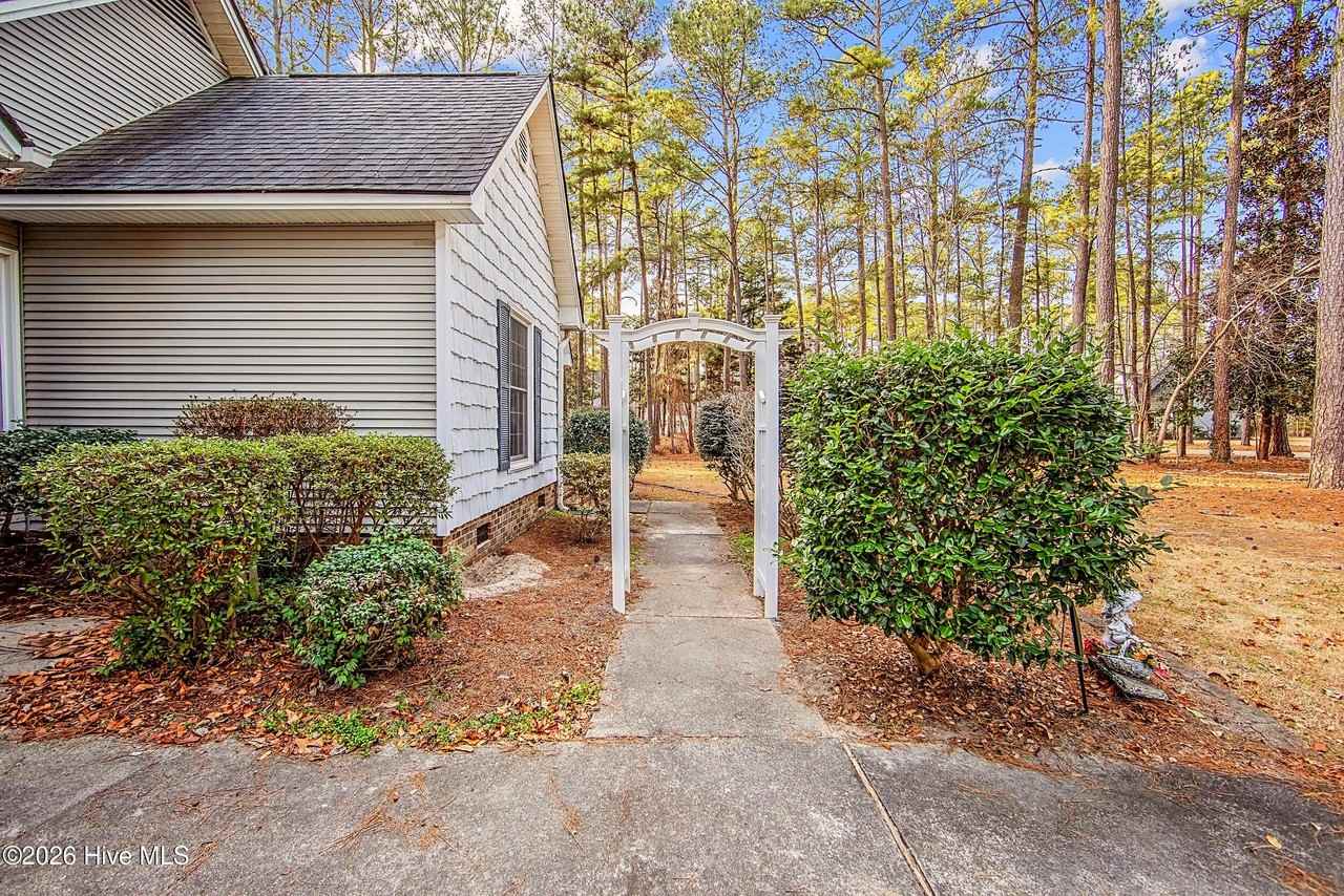28900 Deercroft Dr ## 2 - Photo 3 of 48