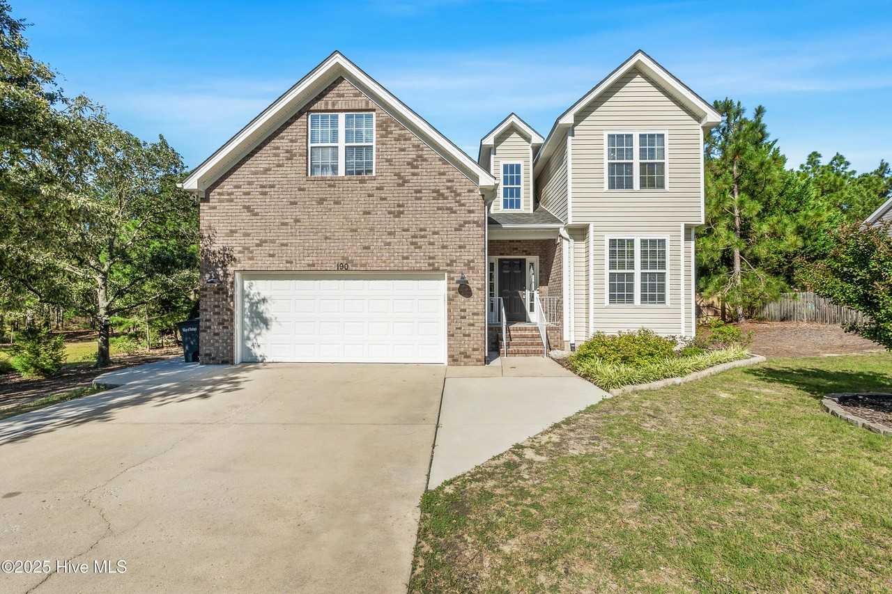 190 Diamondhead Dr S