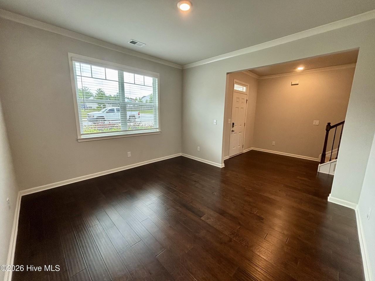 240 Callahan Dr - Photo 3 of 24