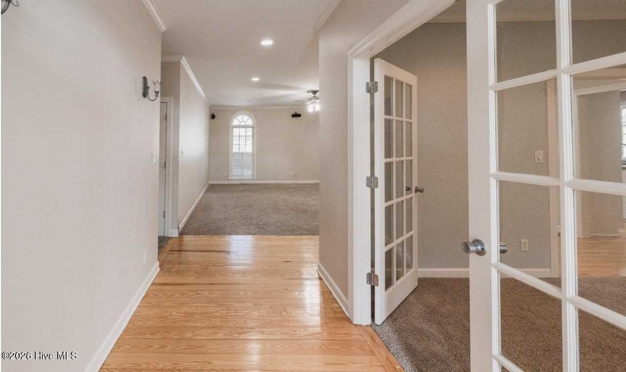 801 Sawmill Landing Road - Photo 7 of 49
