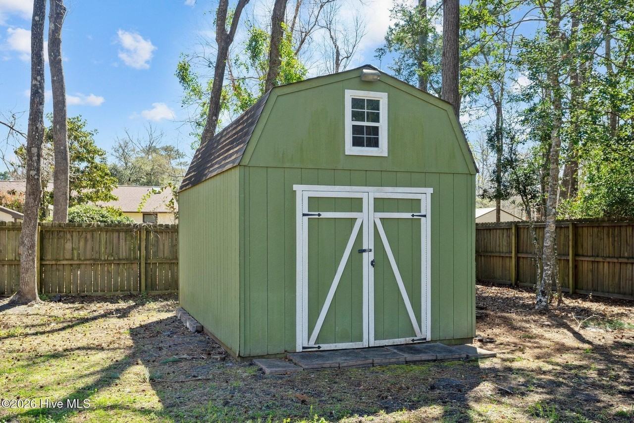 505 Pinehurst Cir - Photo 4 of 50