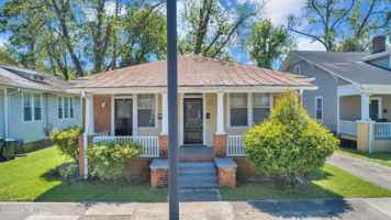 featured image of 240 Ellis St #B