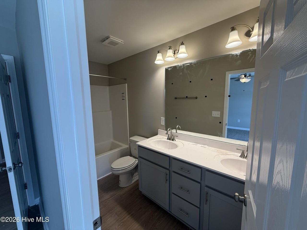 4033 Lucerne Ct #A - Photo 5 of 7