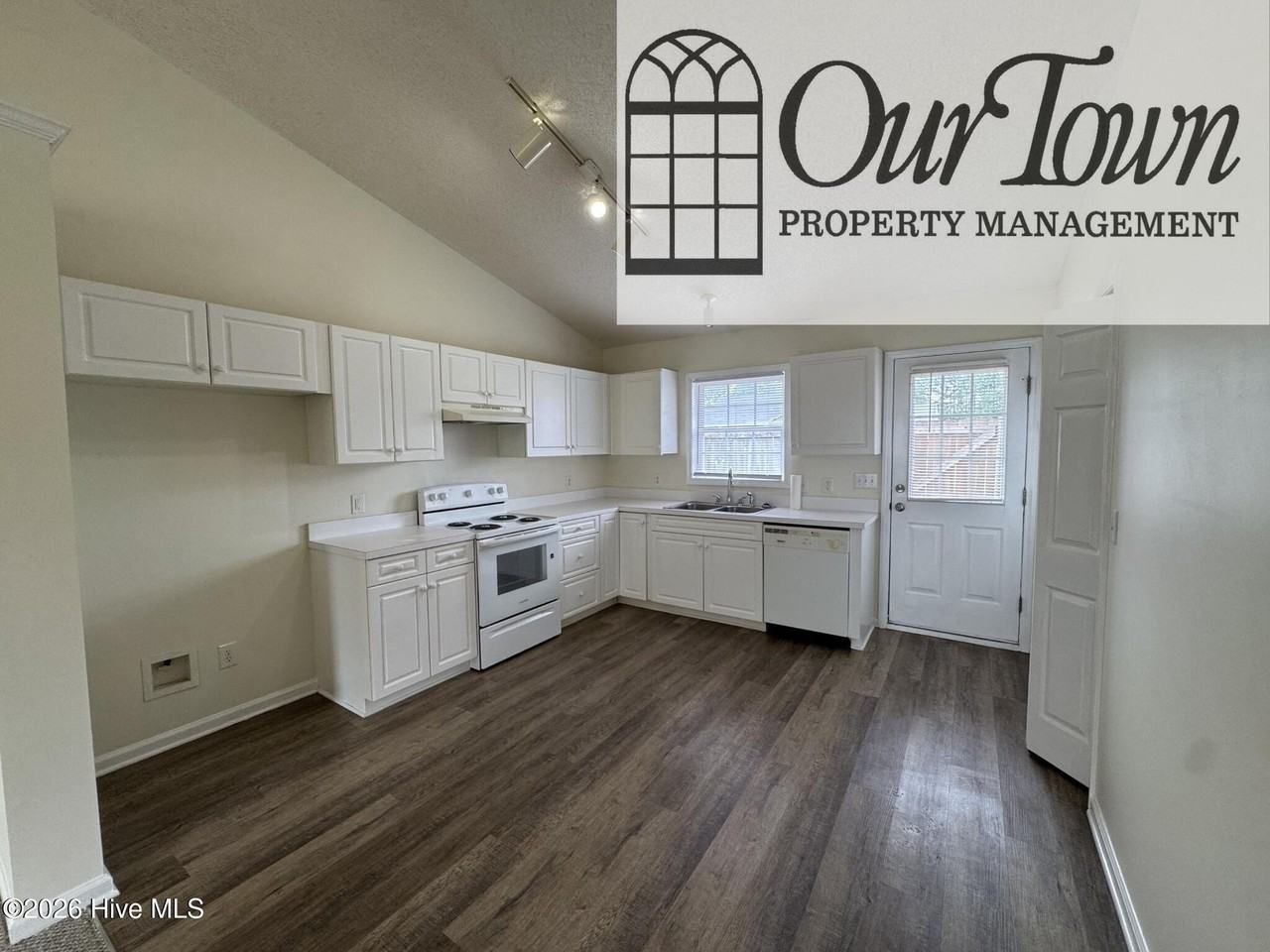 4207 Cypress Dr Nw #A - Photo 5 of 13