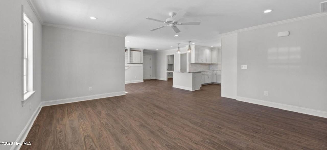 263 Treasure Point Rd - Photo 2 of 24