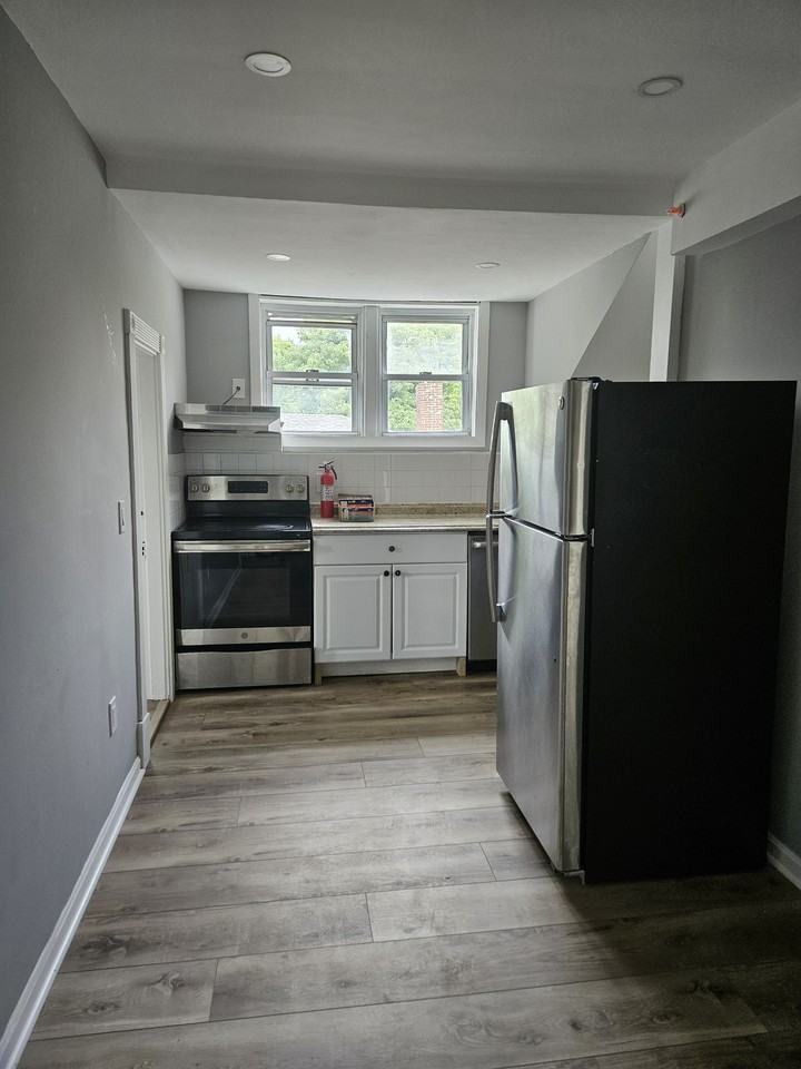 14 Hillside Street - Photo 6 of 50