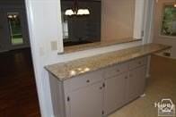 160 Harold Dr - Photo 4 of 14
