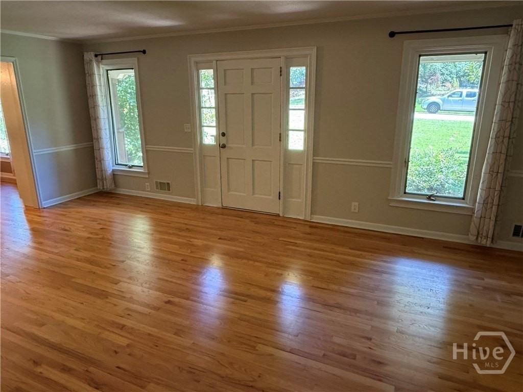 292 Tara Way - Photo 4 of 50