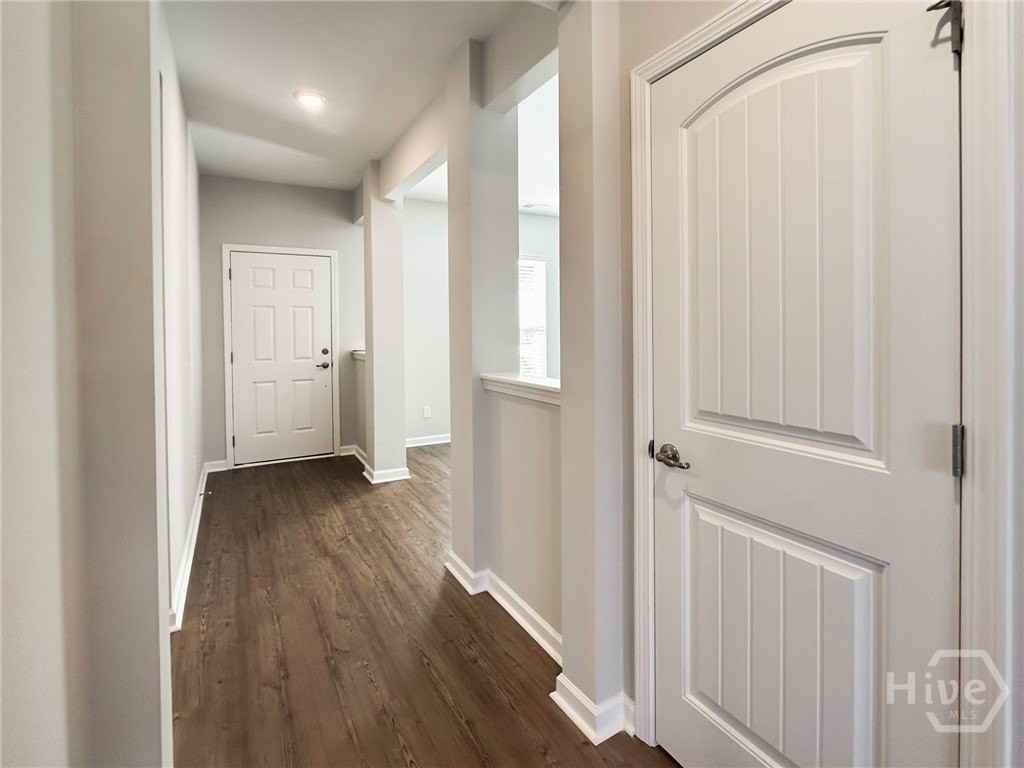 104 Fenway St - Photo 7 of 40