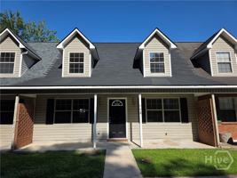 featured image of 113 Town Park Dr
