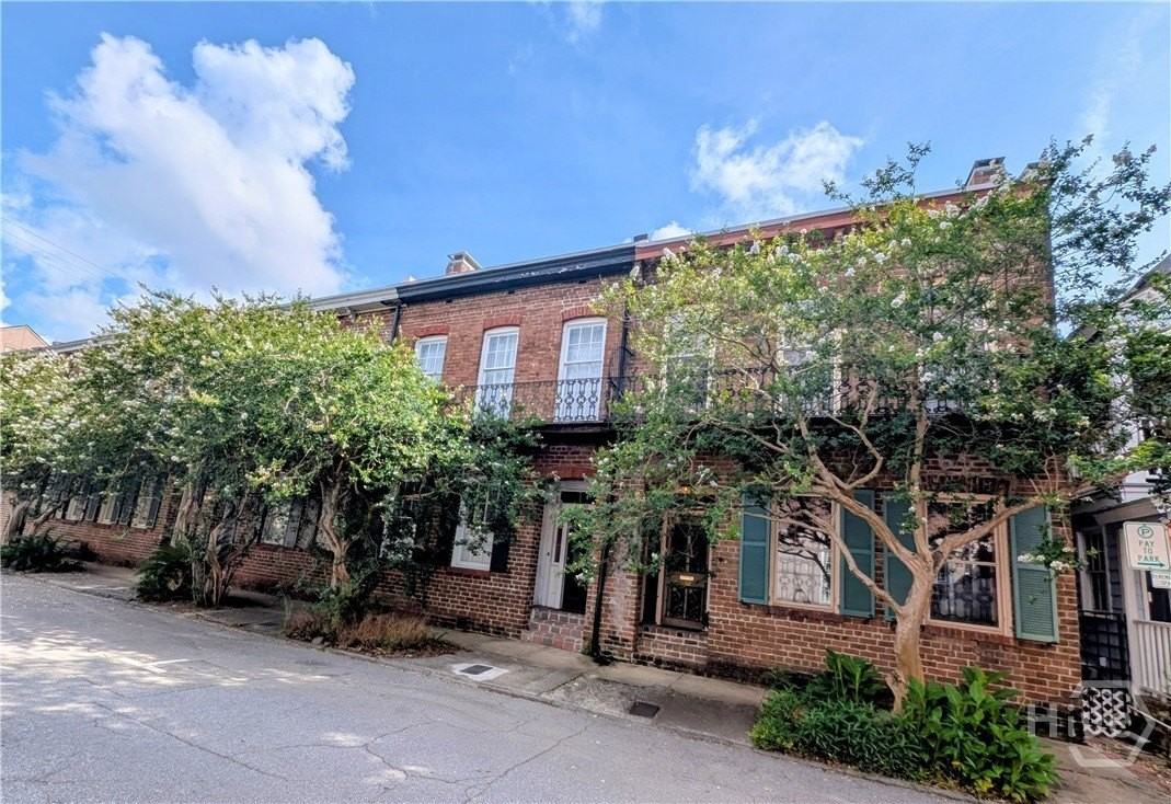 510 E State St - Photo 2 of 33