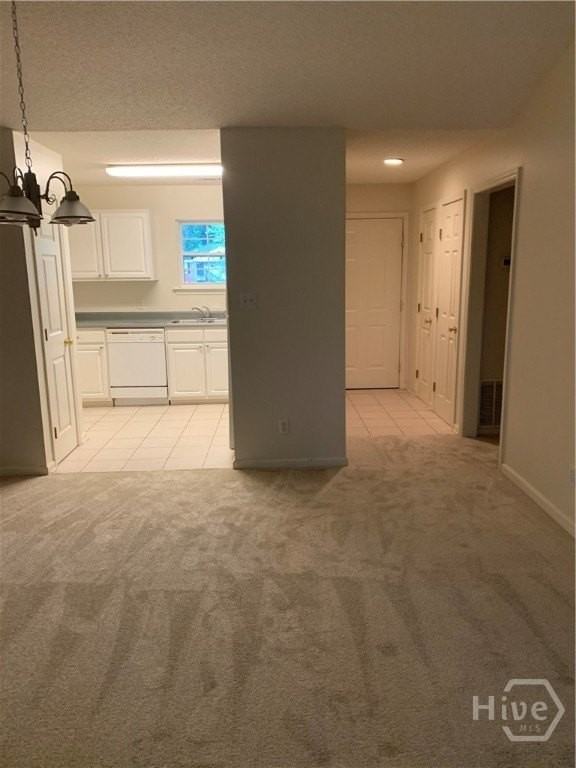 310 Tibet Ave #2 - Photo 4 of 21