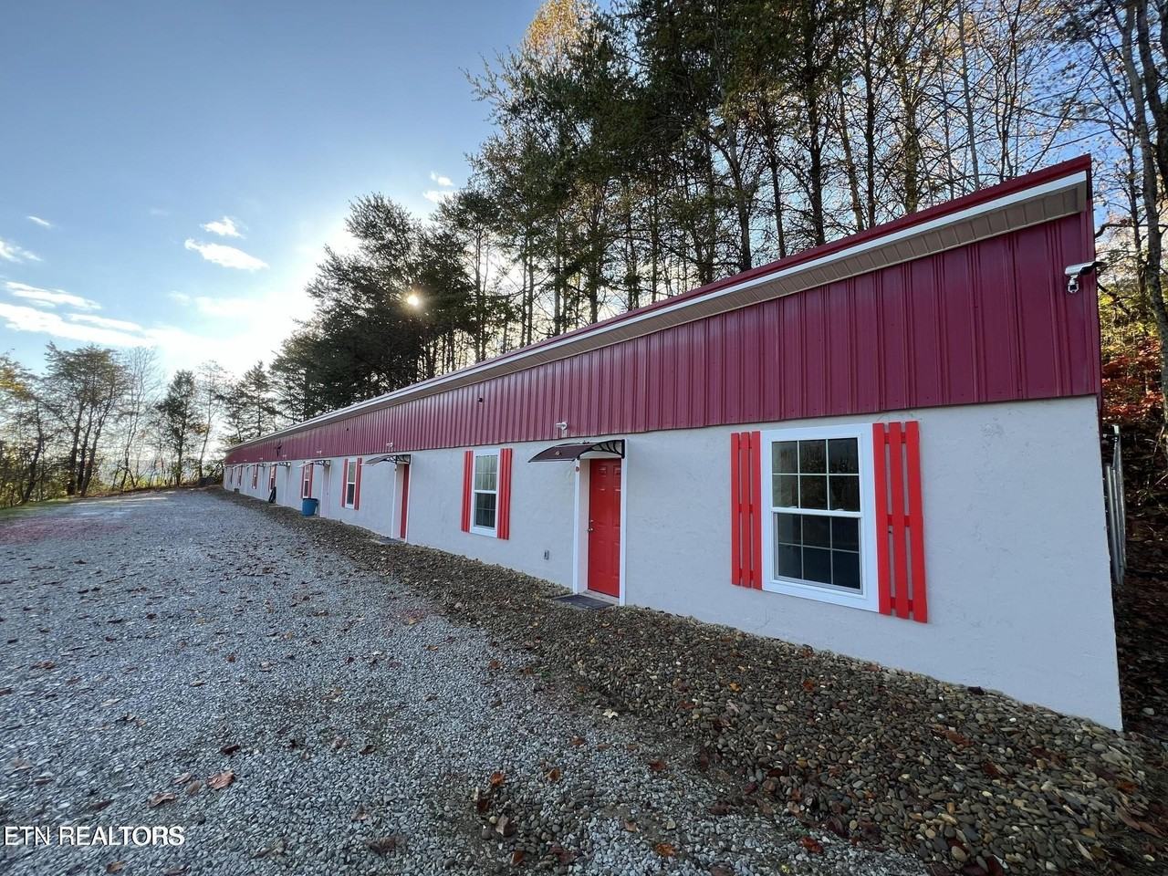 150 Wolf Creek Rd - Photo 3 of 11