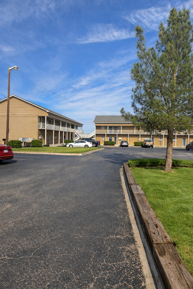 Blue Sky Ranch Apartments - Photo 2 of 14