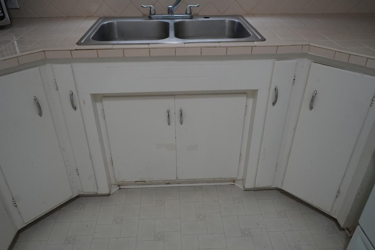 2521 40th St - Photo 6 of 8