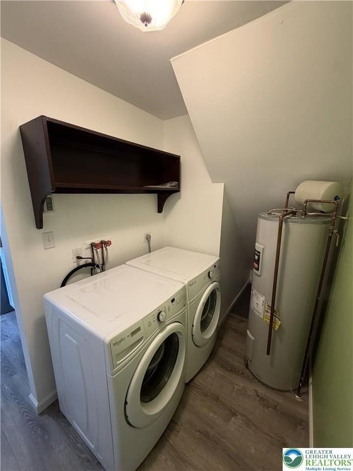 88 Stonewood Pl - Photo 6 of 17