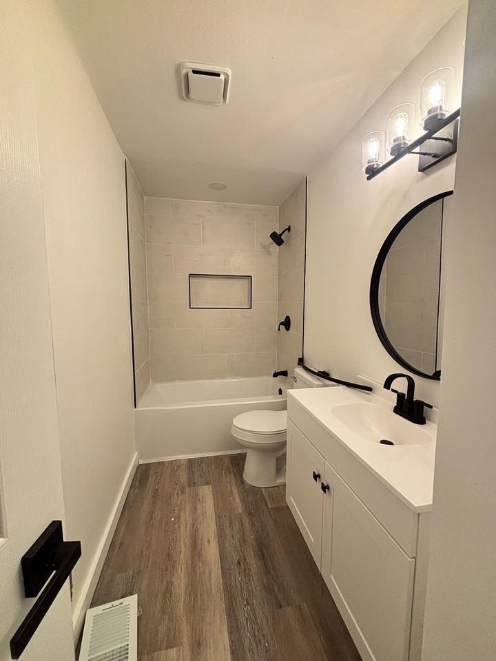 1015 Furman Street - Photo 2 of 7