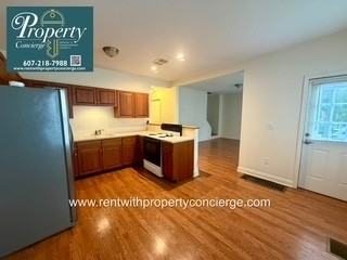 30 Hubbard Street - Photo 6 of 12