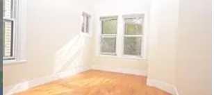 141 Brook St - Photo 5 of 10